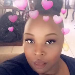 Meet your Posher, Kendra